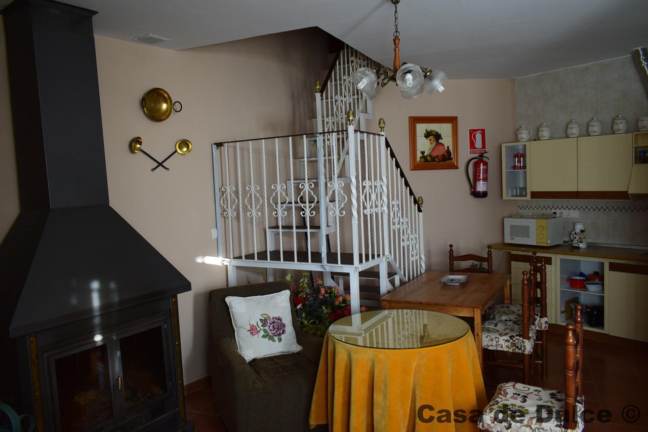 Apartamentos Horno Y Casa De Dulce 푸룰레나 외부 사진